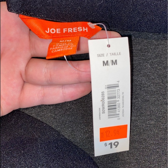 2 pencil skirts - Picture 2 of 6